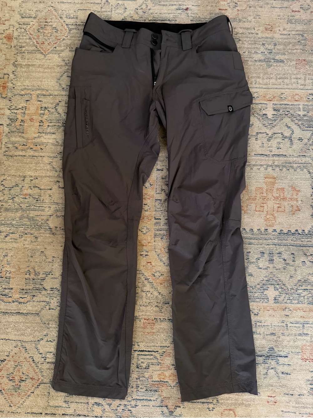 Men's Truewerk Cargo Pants in Dark Gray — Performance Fit